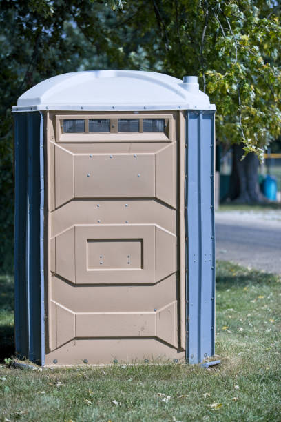 Best Luxury portable toilet rental  in Mission, KS
